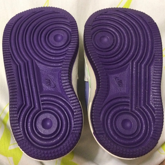 Nike Sneakers Nike Air Force 1 Low White Purple Unisex Baby Kid's Size 4 - Picture 4 of 4
